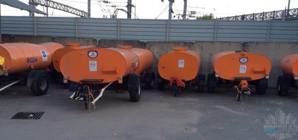 Неиспользуемые бочки для полива на базе ГБУ Жилищник Алексеевского района Неиспользуемые бочки для полива на базе ГБУ Жилищник Алексеевского района